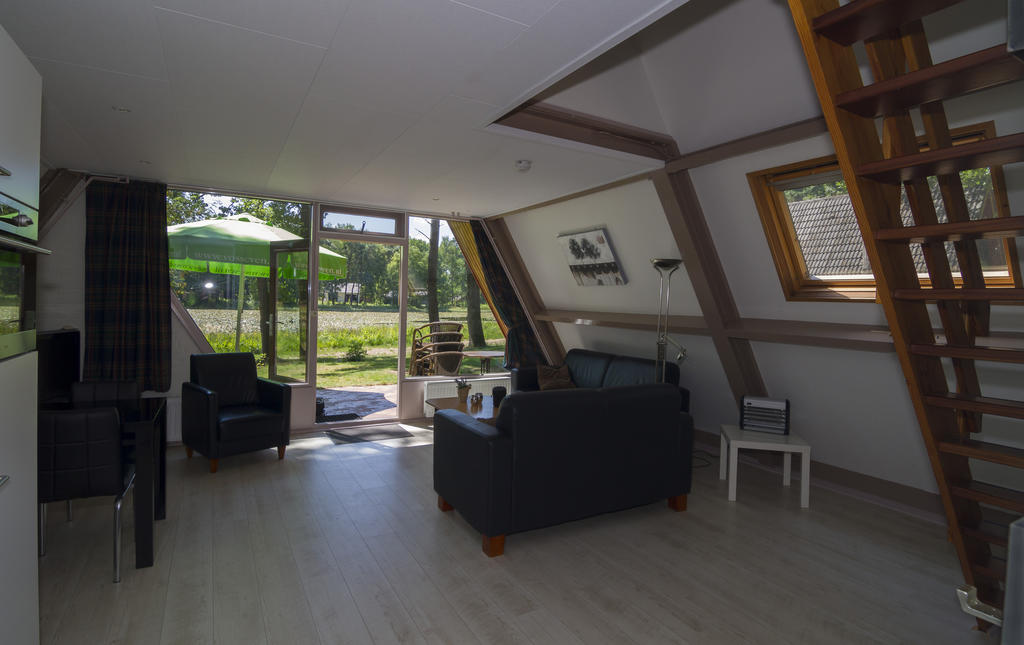 'T Vosseven Vakantiehuizen Stramproy Phòng bức ảnh